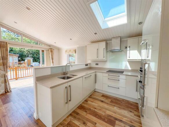 Yapton Road, Climping, Littlehampton photo 4