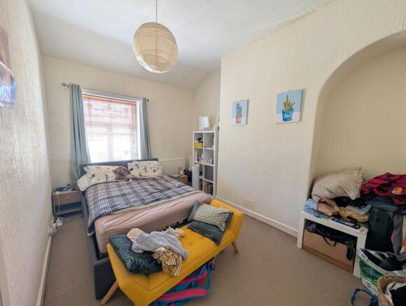 3 bed Terraced for sale Image 5