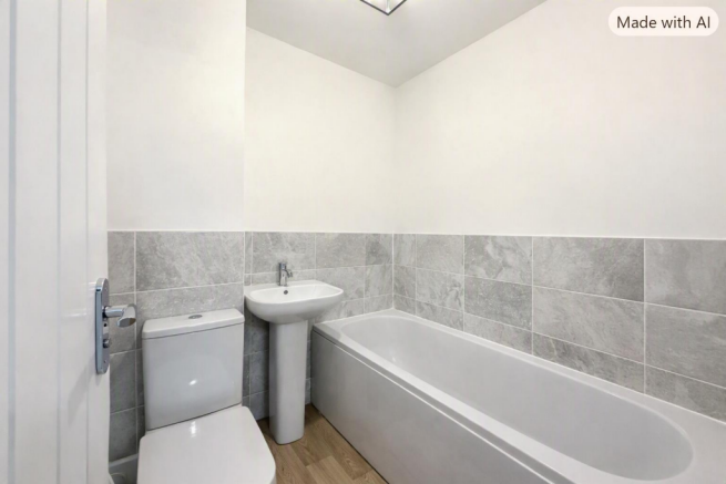 3 bed Terraced to rent Image 6