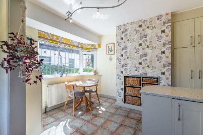 KITCHEN-3.jpg