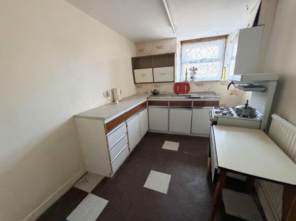 7 bed Character Property for sale Image 12