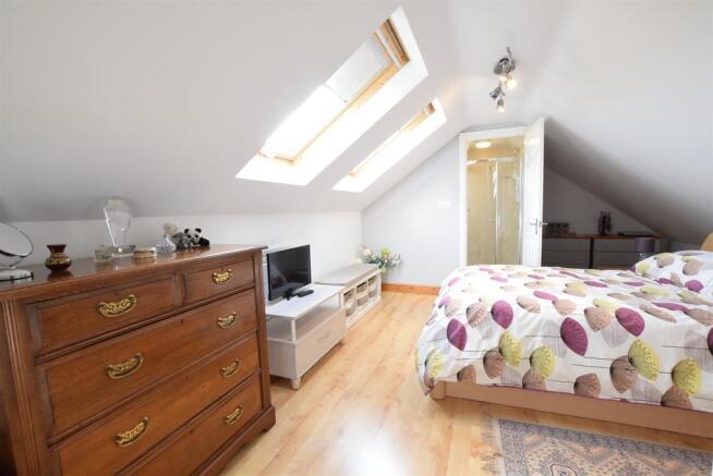 2nd floor bedroom 4