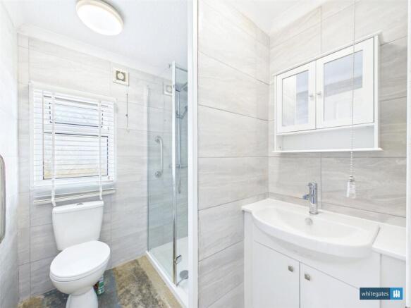 2 bed Park Home for sale Image 12