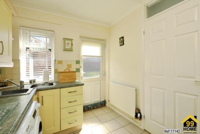 2 bed Bungalow for sale Image 11