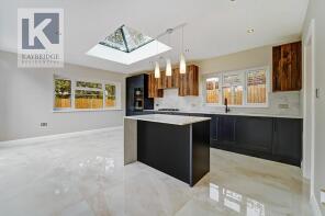 9a, Cudas Close, Epsom KT19 0QF