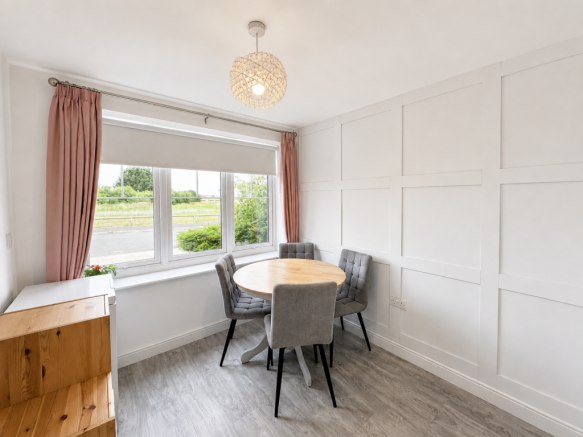 4 bed Detached for sale Image 4