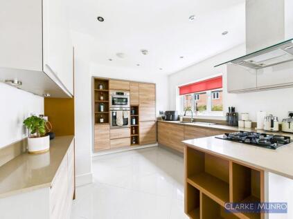 Silvermede Road, Wynyard