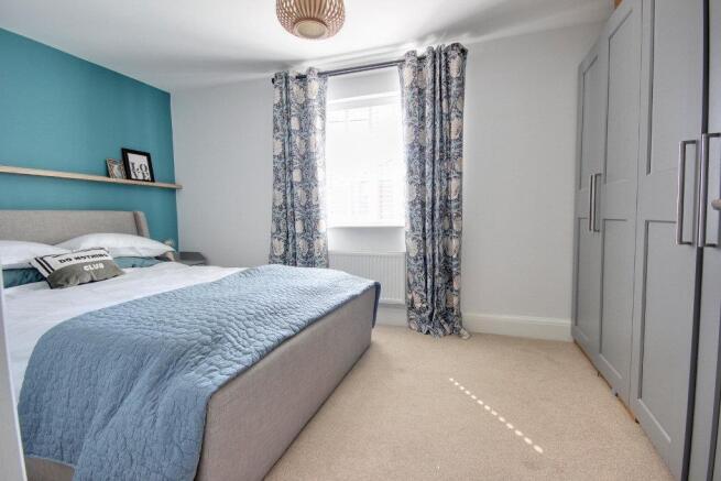 3 bed Semi-Detached for sale Image 7