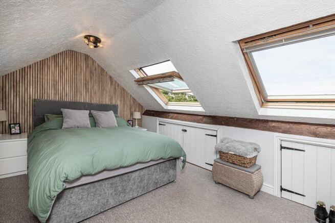 LOFT ROOM (POT'L BED 3)