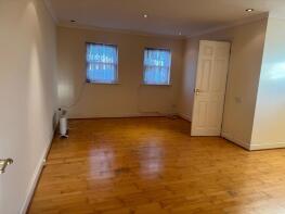 Flat 4, Fountain Court, Westbury Turners Hill, Waltham Cross EN8 8LJ