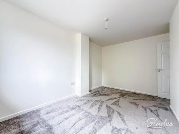 BEDROOM 1 (2)