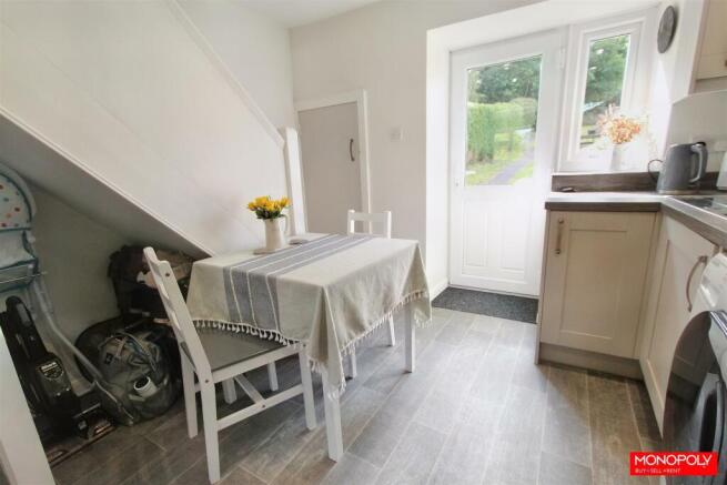 Kitchen...jpg
