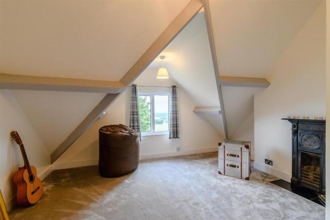 8421220-interior21.jpg