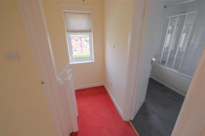 2 bed Semi-Detached for sale Image 11
