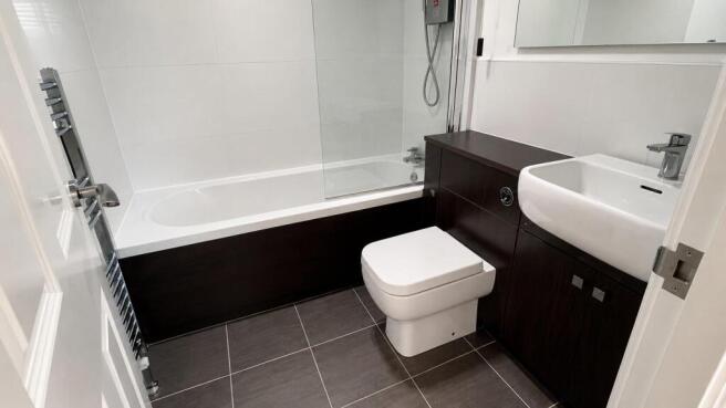 2 bed House for sale Image 10
