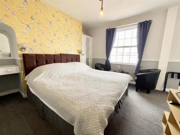 7 bed Terraced for sale Image 7