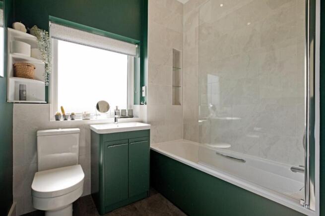 3 bed Terraced for sale Image 6