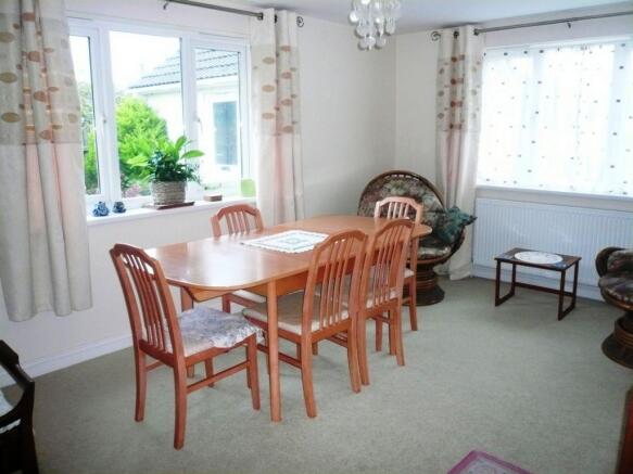 Bedroom3/Dining Room