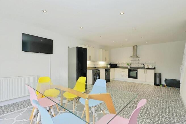 DINING KITCHEN