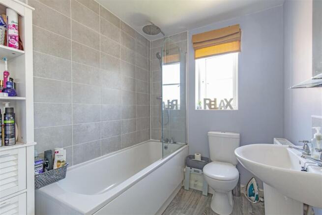 Bathroom-1.jpg