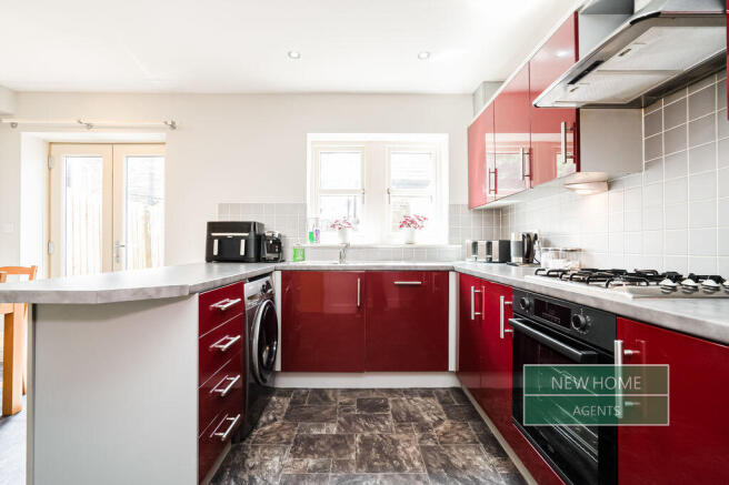 4 bed Terraced for sale Image 4