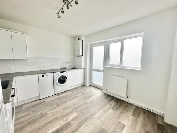 Cranberry Close, Altrincham, Trafford photo 4