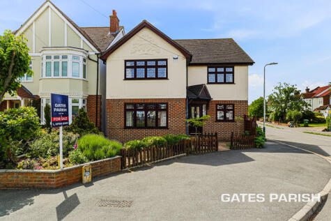 Ingrebourne Gardens, Upminster, RM14