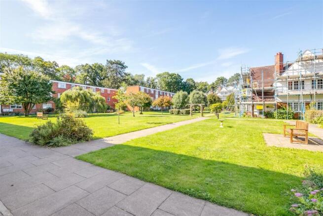 Sollershott Hall 44-10.jpg