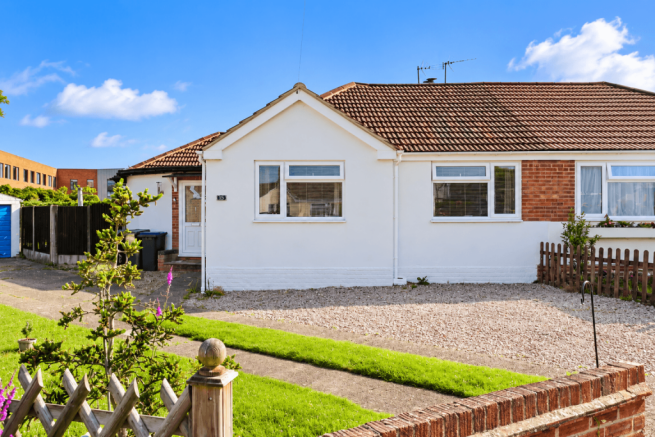 3 bedroom Bungalow for sale