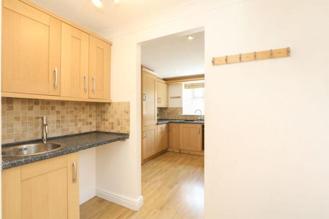 4 bed Detached for sale Image 9