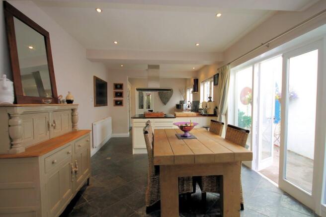 Dining Kitchen