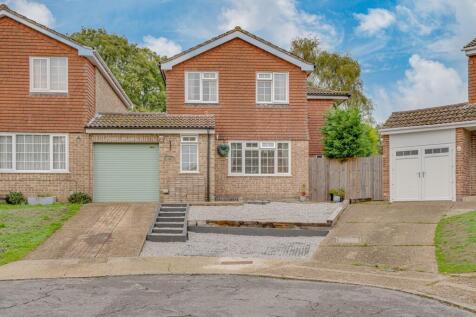 Fircroft Drive, Chandler's Ford, Hampshire, SO53 2HE