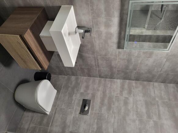 1 bed Apartment to rent Image 11