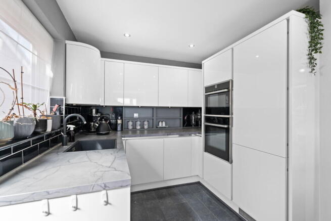 3 bed Detached Bungalow for sale Image 11