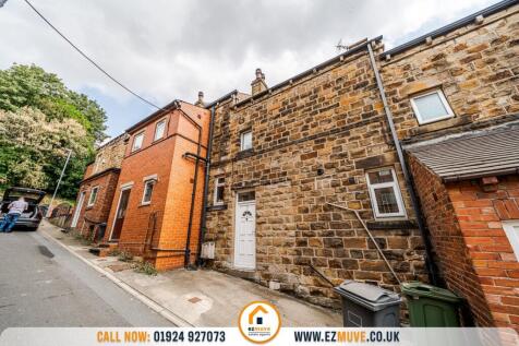 Sandyfield Terrace, Batley, WF17