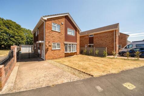 Ferndale Avenue, Longwell Green, Bristol