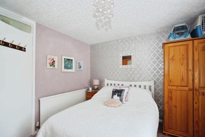 2 bed Semi-Detached Bungalow for sale Image 9