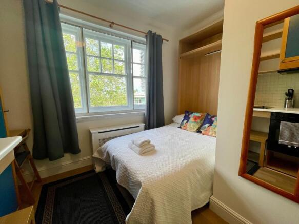Studio to rent