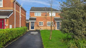 8, Edenbridge Drive, Stoneclough Radcliffe, Manchester M26 1GN