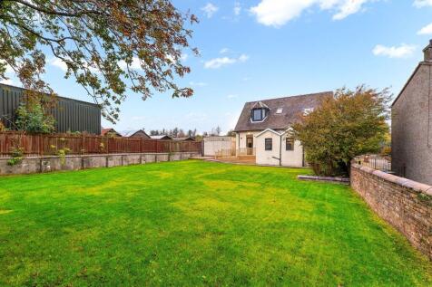 Pumpherston Road, Uphall Station, EH54