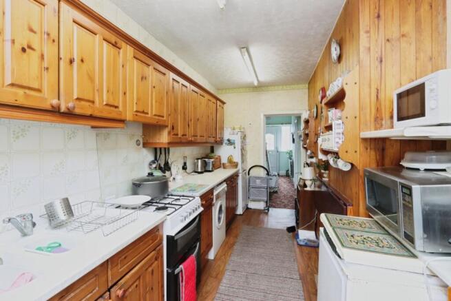 3 bed Semi-Detached for sale Image 7