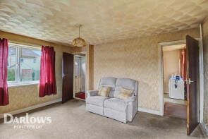 17, Chestnut Street, Rhydyfelin, Pontypridd CF37 5NG