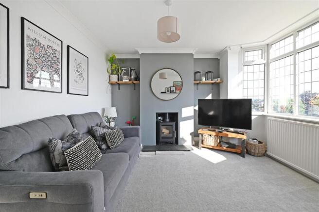 3 bed Semi-Detached for sale Image 8