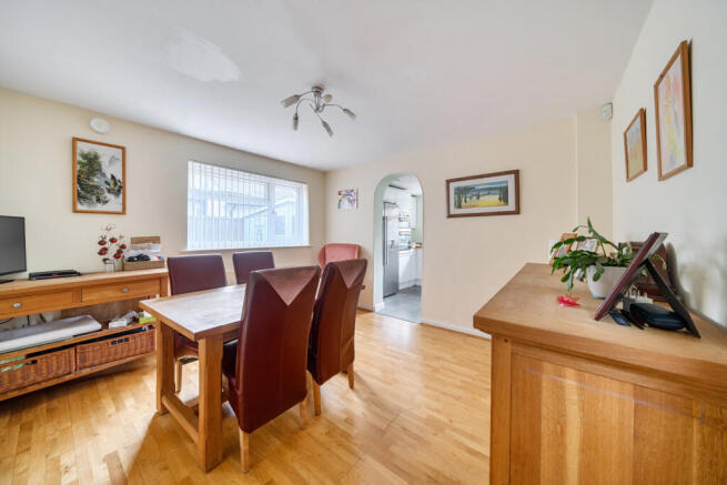 1380475-8-6913658...