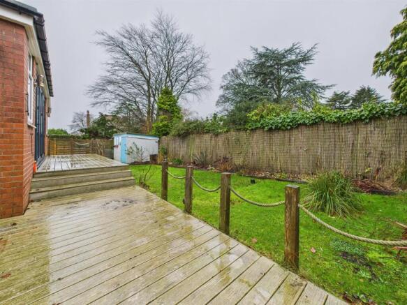 3 bed Detached Bungalow for sale Image 11