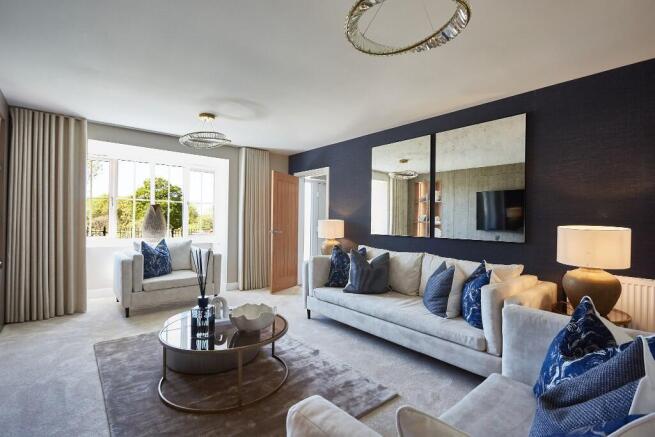 5 bed Detached for sale Image 6