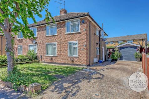 River Way, Loughton, IG10 3LL