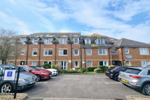 Flat 28, 50 Homeryde House, High Street, Lee-on-the-solent PO13 9JD
