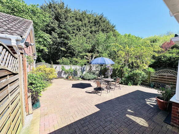 2 bed Detached Bungalow for sale Image 12