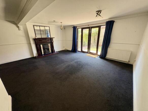Open Plan Living and Dining Room